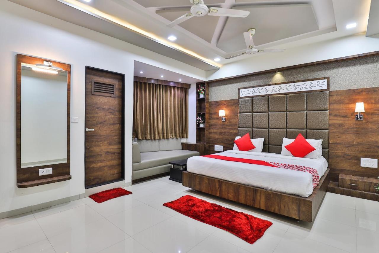 Collection O 7557 Hotel Shiv Kunj Exotica Naroda Zewnętrze zdjęcie