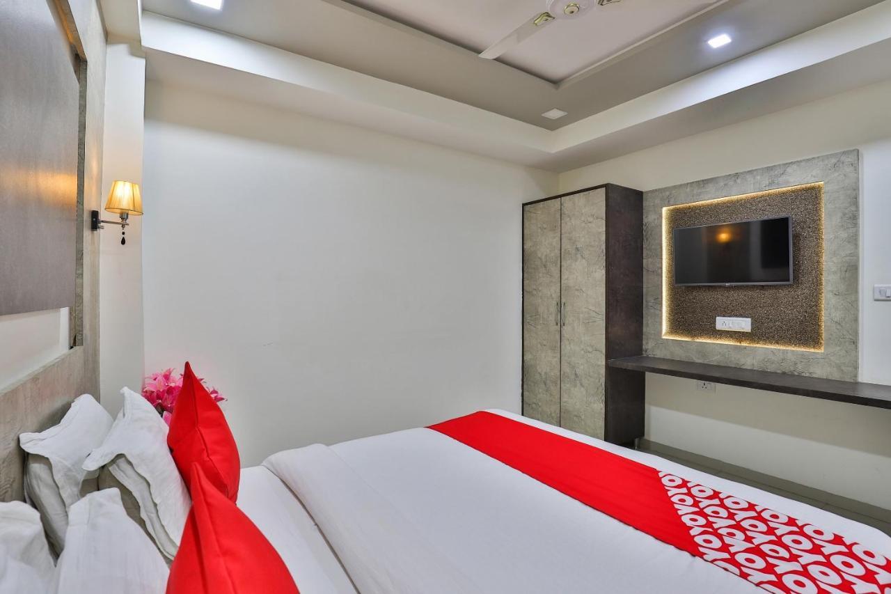 Collection O 7557 Hotel Shiv Kunj Exotica Naroda Zewnętrze zdjęcie