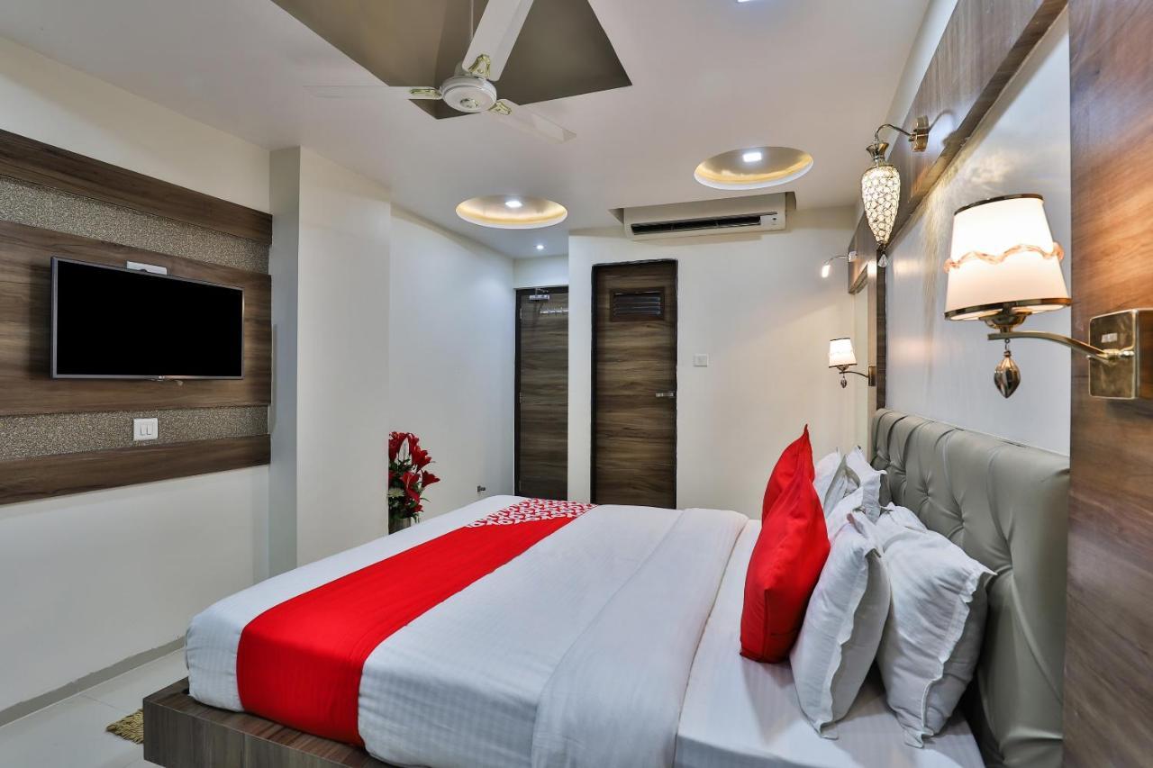 Collection O 7557 Hotel Shiv Kunj Exotica Naroda Zewnętrze zdjęcie