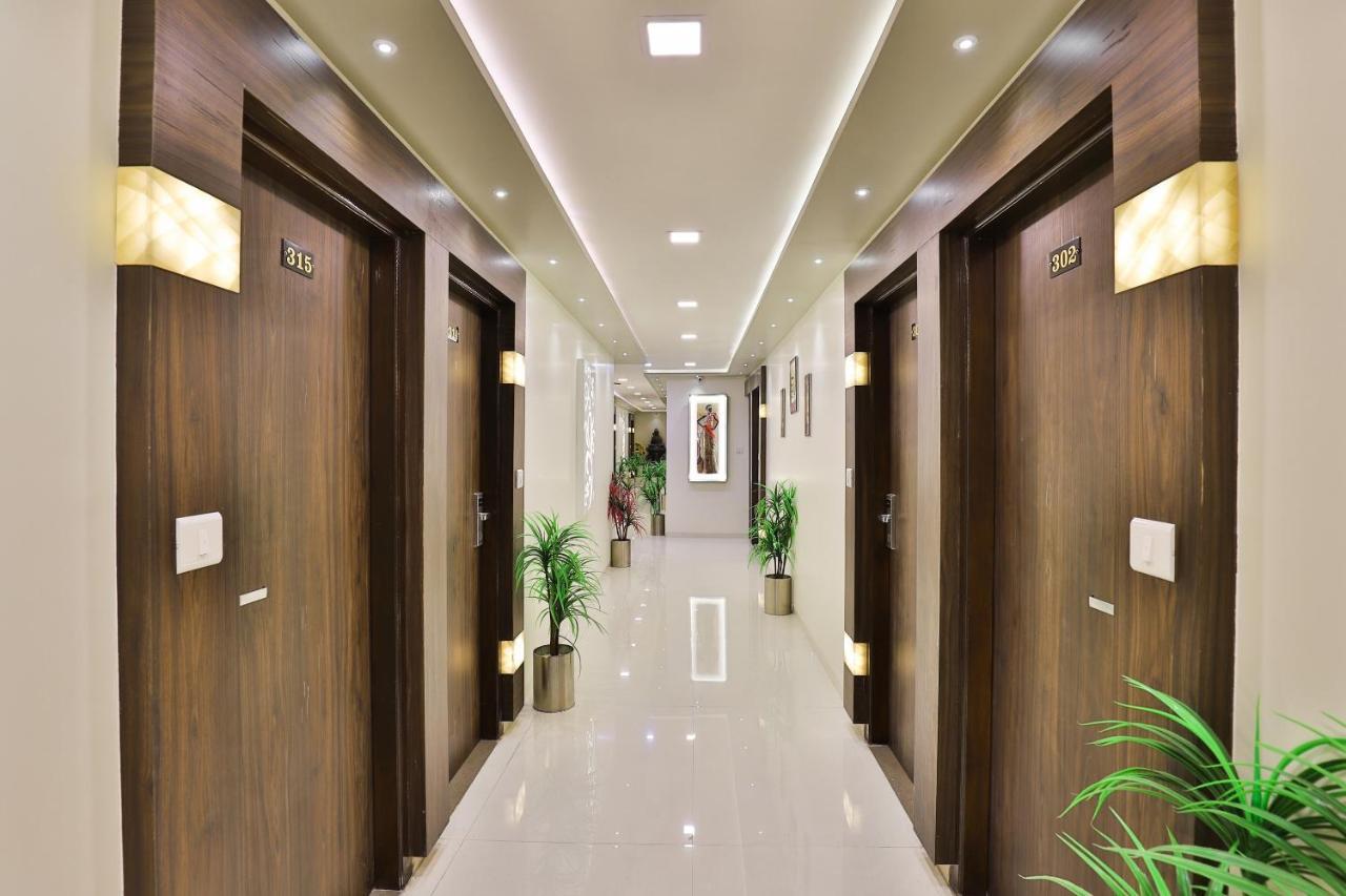 Collection O 7557 Hotel Shiv Kunj Exotica Naroda Zewnętrze zdjęcie