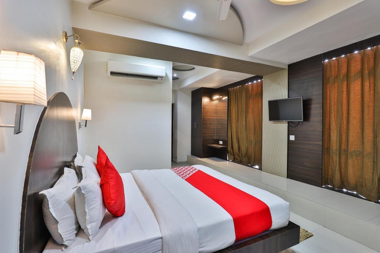Collection O 7557 Hotel Shiv Kunj Exotica Naroda Zewnętrze zdjęcie